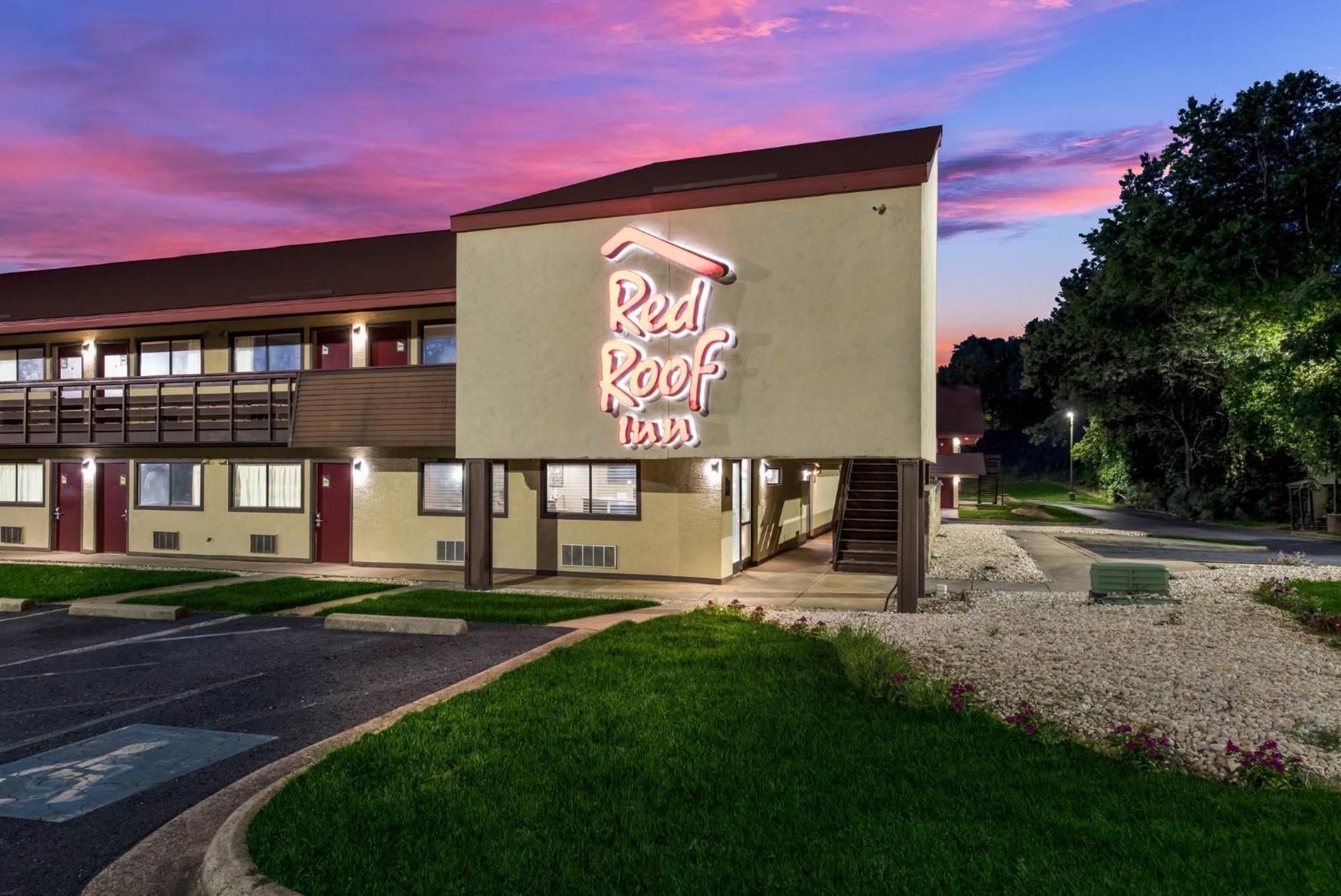 Red Roof Inn Hickory Eksteriør billede