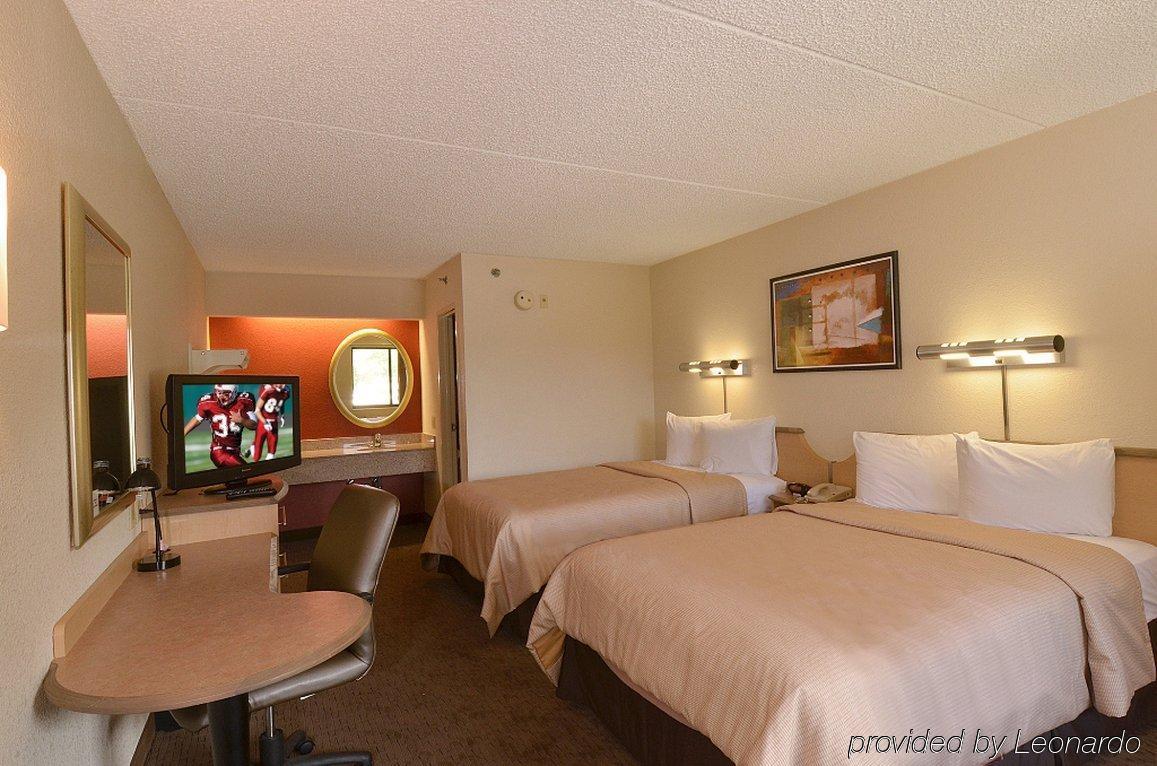Red Roof Inn Hickory Eksteriør billede
